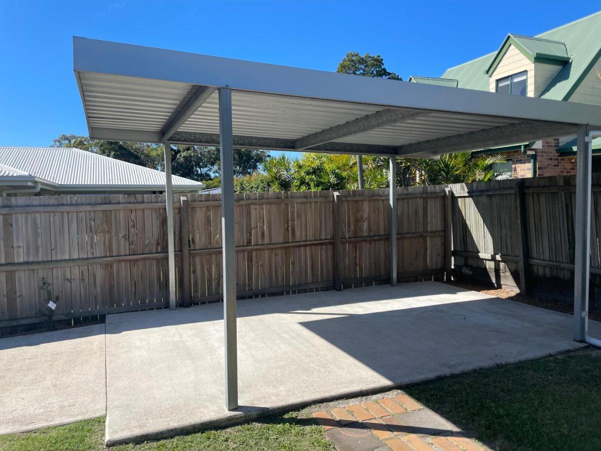 Bribie Beach Bungalow Apartman Bongaree Kültér fotó